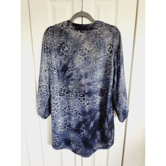 Chico's 1‎ Cardigan Black/Blue Animal/Floral Print Lightweight Button Shimmery - Picture 3 of 7